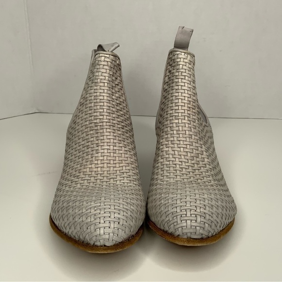 Jp David‎ Leather Chelsea Booties. - Picture 6 of 13